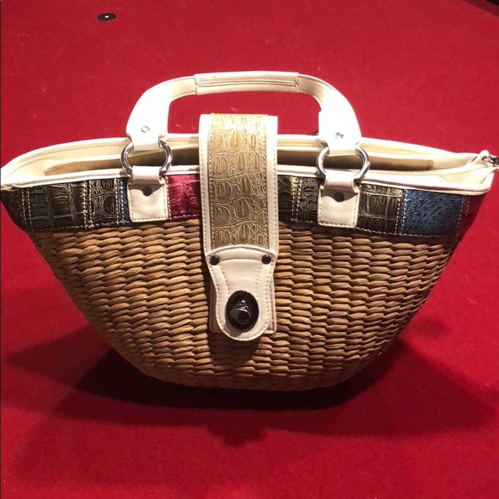 Wicker purse
